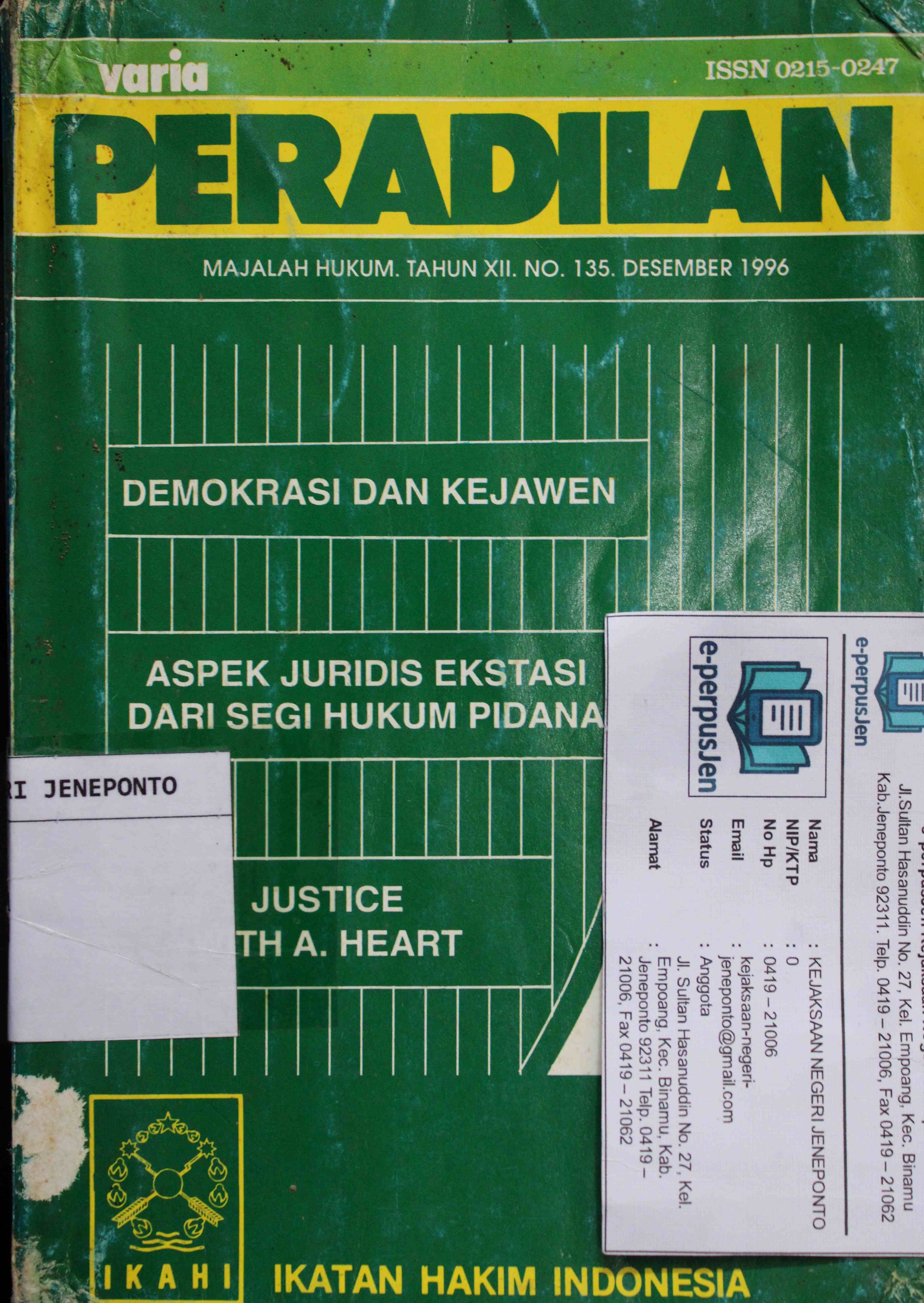 Varia Peradilan Majalah Hukum Tahun XII No 135 Desember 1996